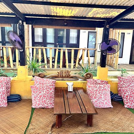 Lazy Dog Bed&Breakfast Balabag  Eksteriør bilde