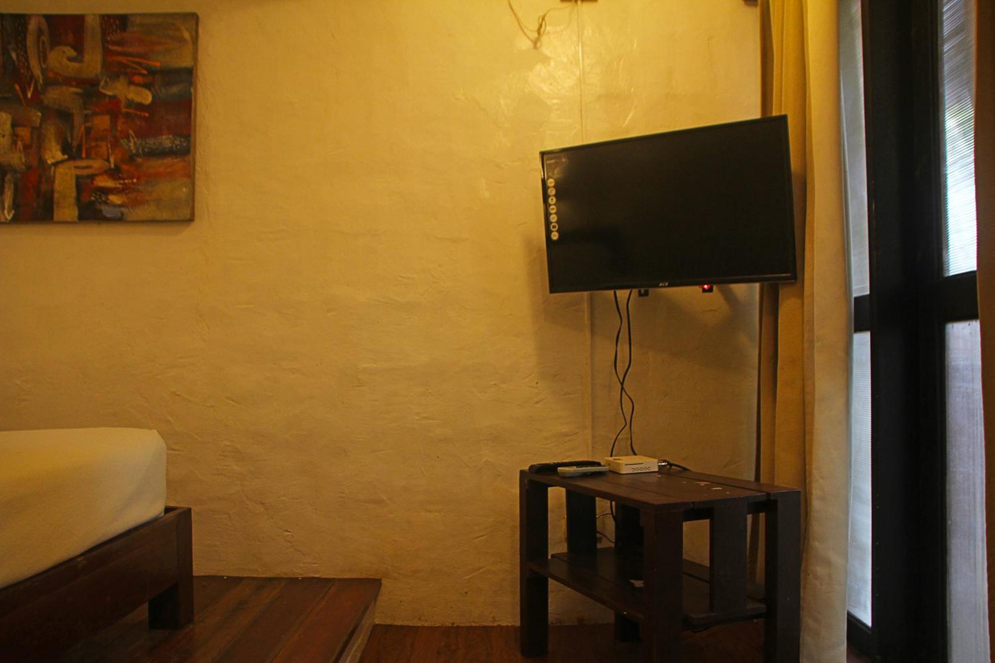Lazy Dog Bed&Breakfast Balabag  Eksteriør bilde