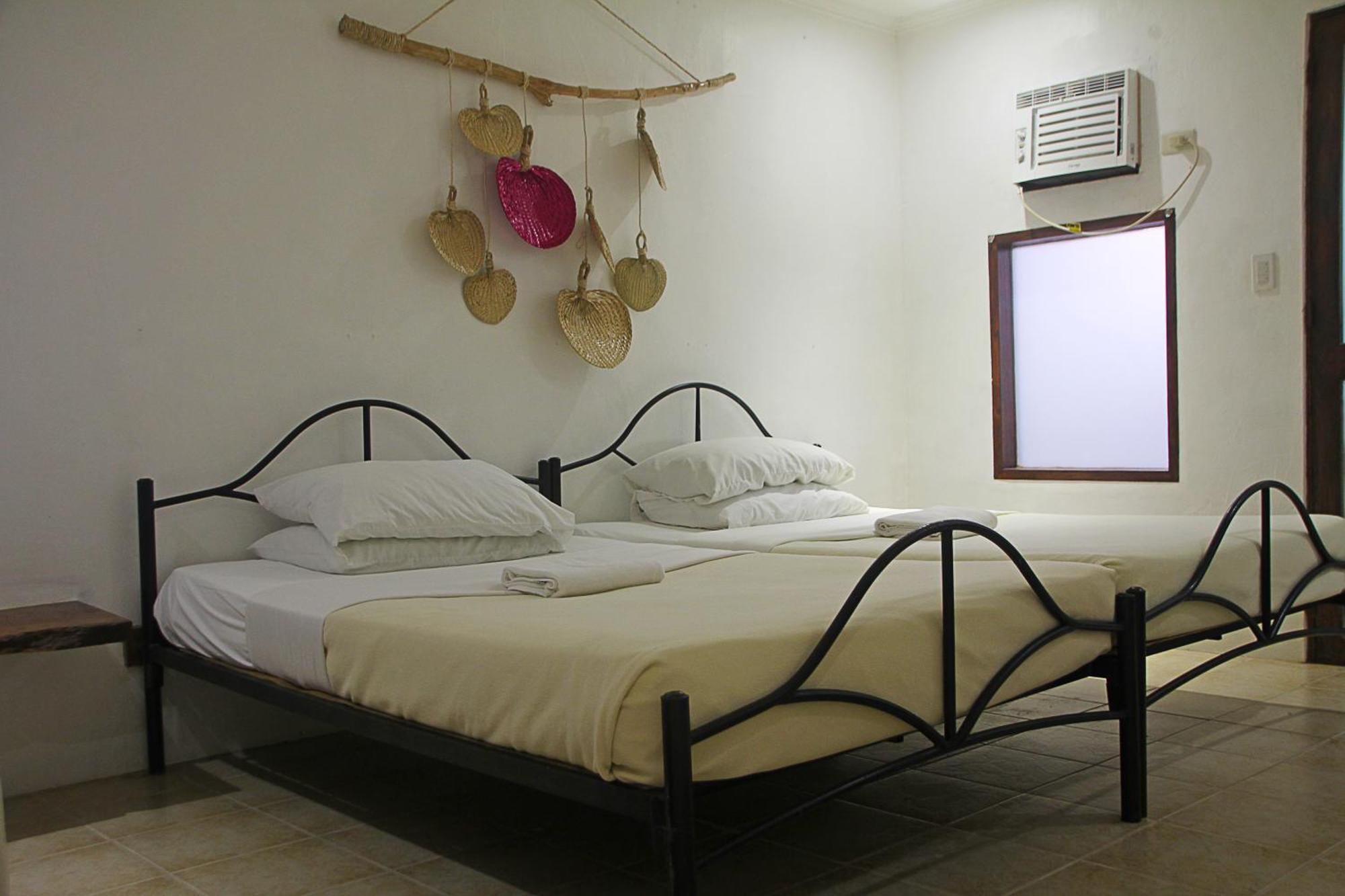 Lazy Dog Bed&Breakfast Balabag  Eksteriør bilde