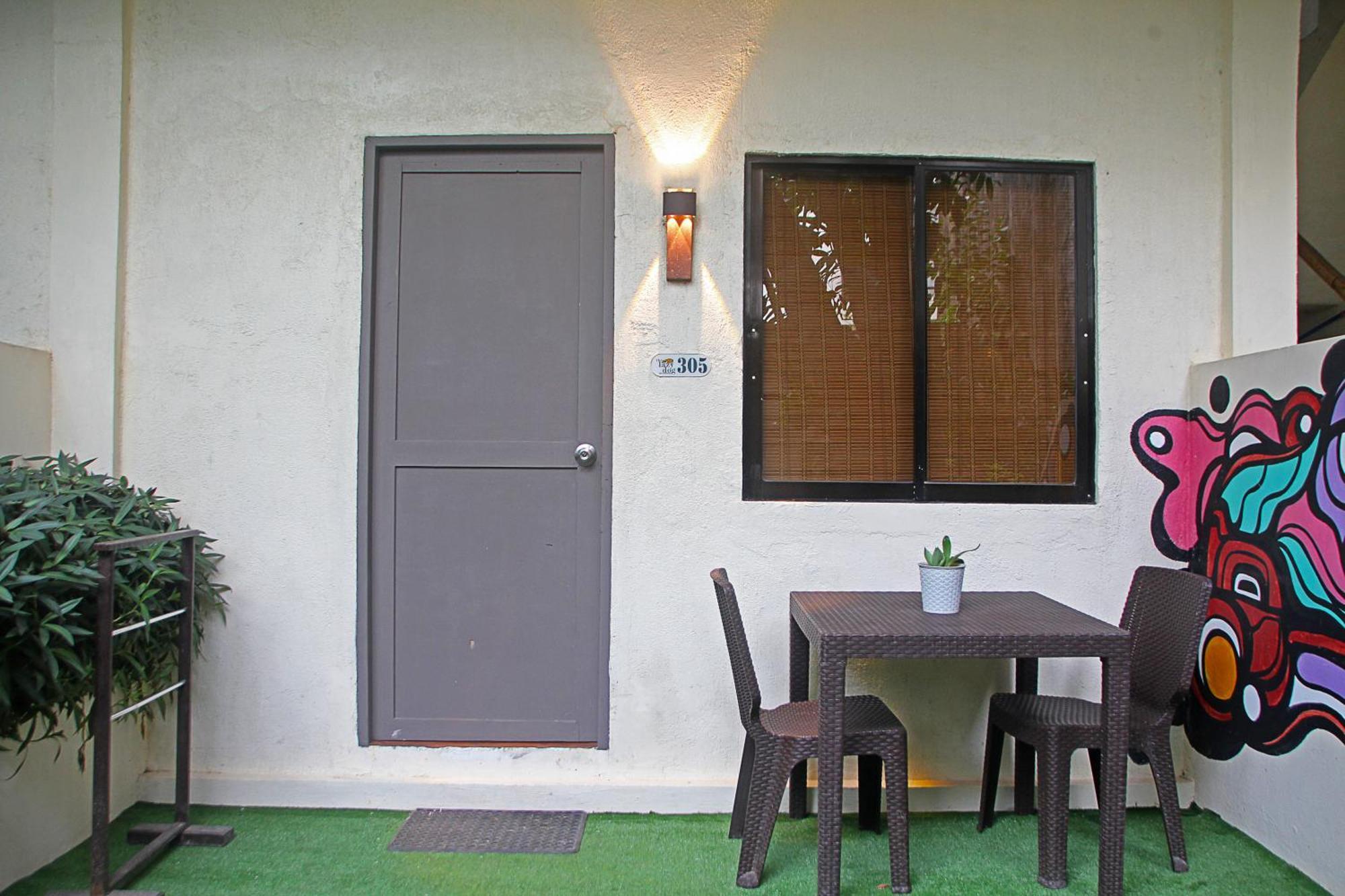Lazy Dog Bed&Breakfast Balabag  Eksteriør bilde