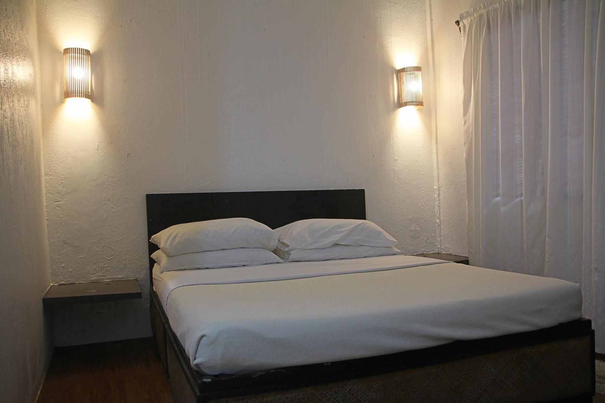 Lazy Dog Bed&Breakfast Balabag  Eksteriør bilde