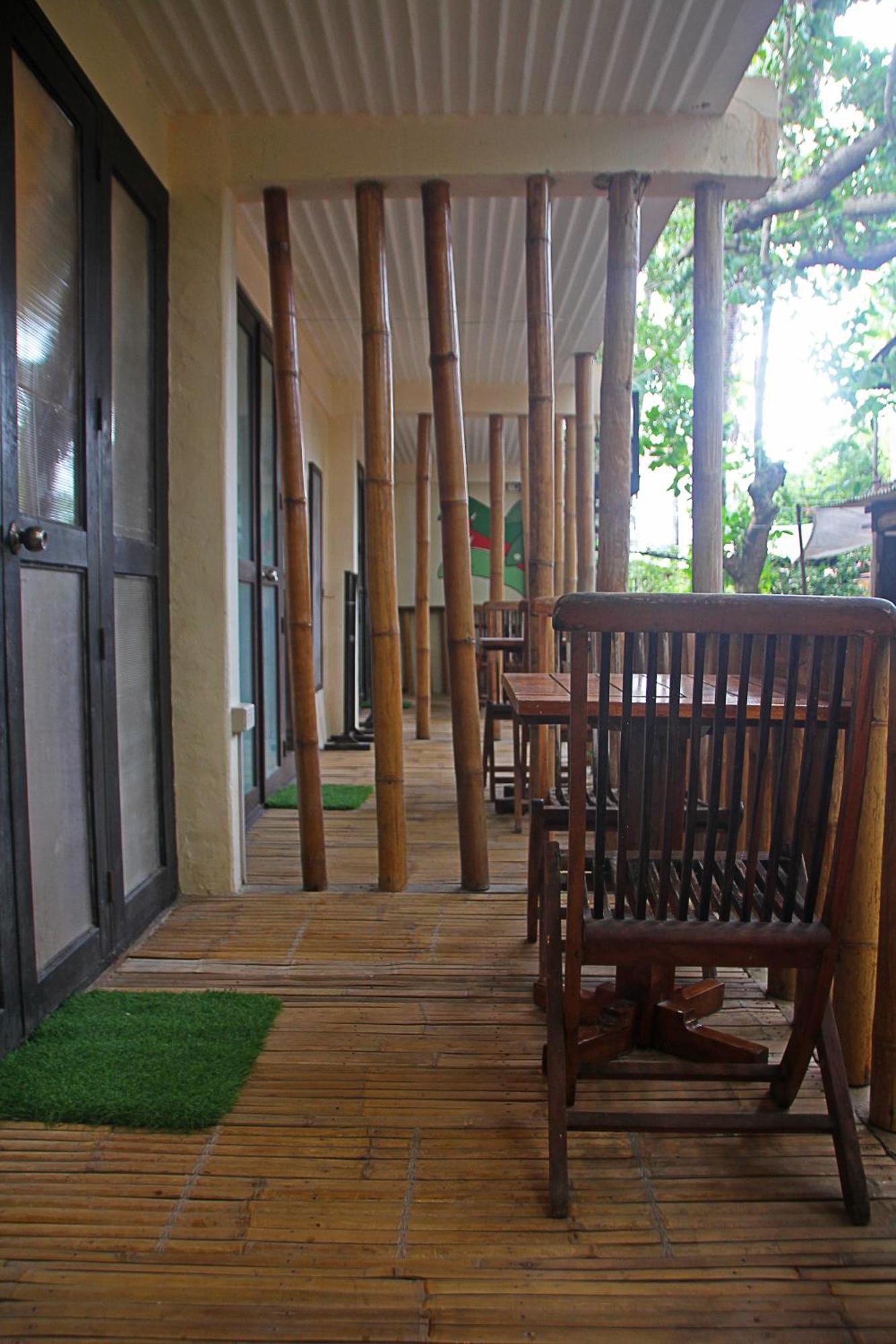 Lazy Dog Bed&Breakfast Balabag  Eksteriør bilde